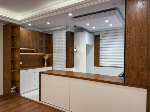 North Eye,Level View